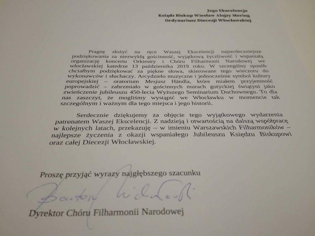 Dyrektor Chóru Filharmonii Narodowej dziękuje Biskupowi Włocławskiemu i Kanclerzowi Kurii