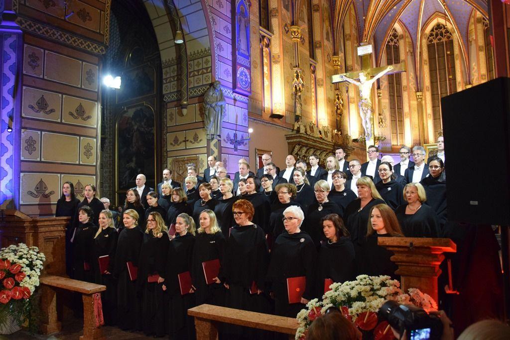 Koncertem Chóru Filharmonii Narodowej Włocławek uczcił 100. rocznicę odzyskania przez Polskę niepodległości