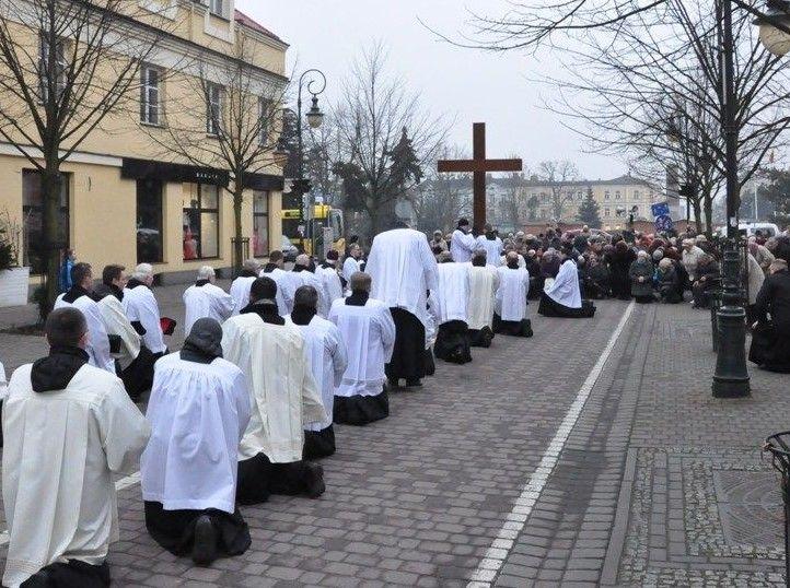 Droga Krzyżowa ulicami Włocławka (zapowiedź)