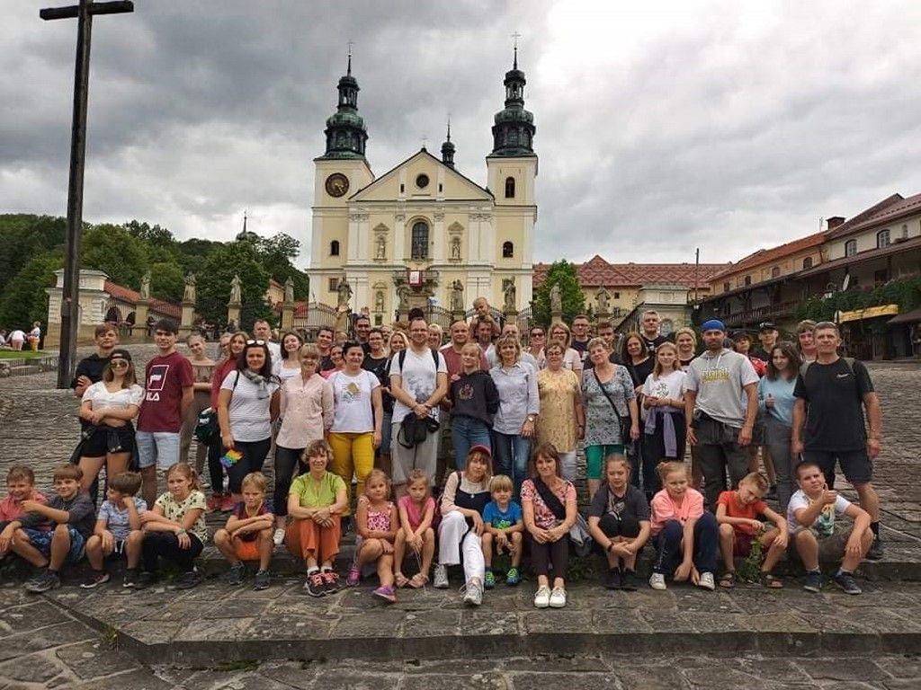 Lubicz Górny: wakacyjne rekolekcje wspólnoty „Drzewo Życia” w Lanckoronie