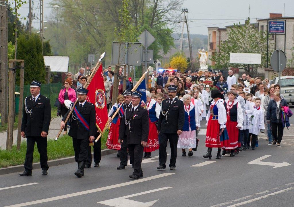 Piotrków Kujawski: Nawiedzenie figury św. Michała Archanioła