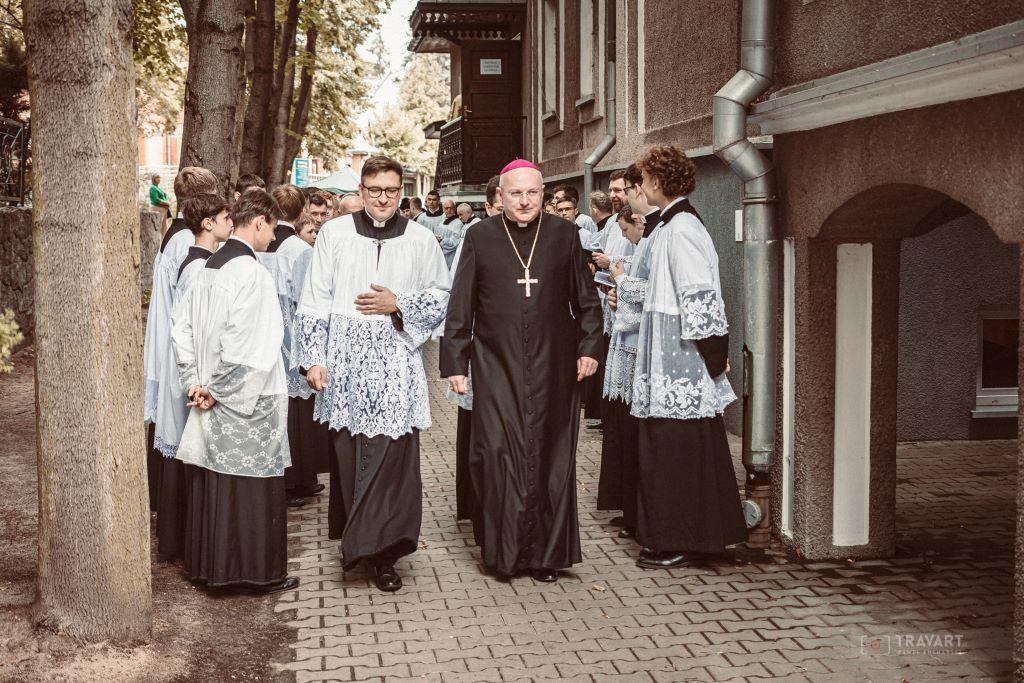 Licheń: Bp Wętkowski odwiedził uczestników warsztatów „Ars Celebrandi”