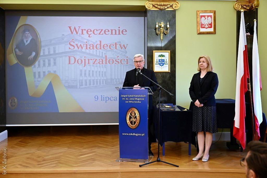 Włocławek: Rozdanie świadectw maturalnych w 