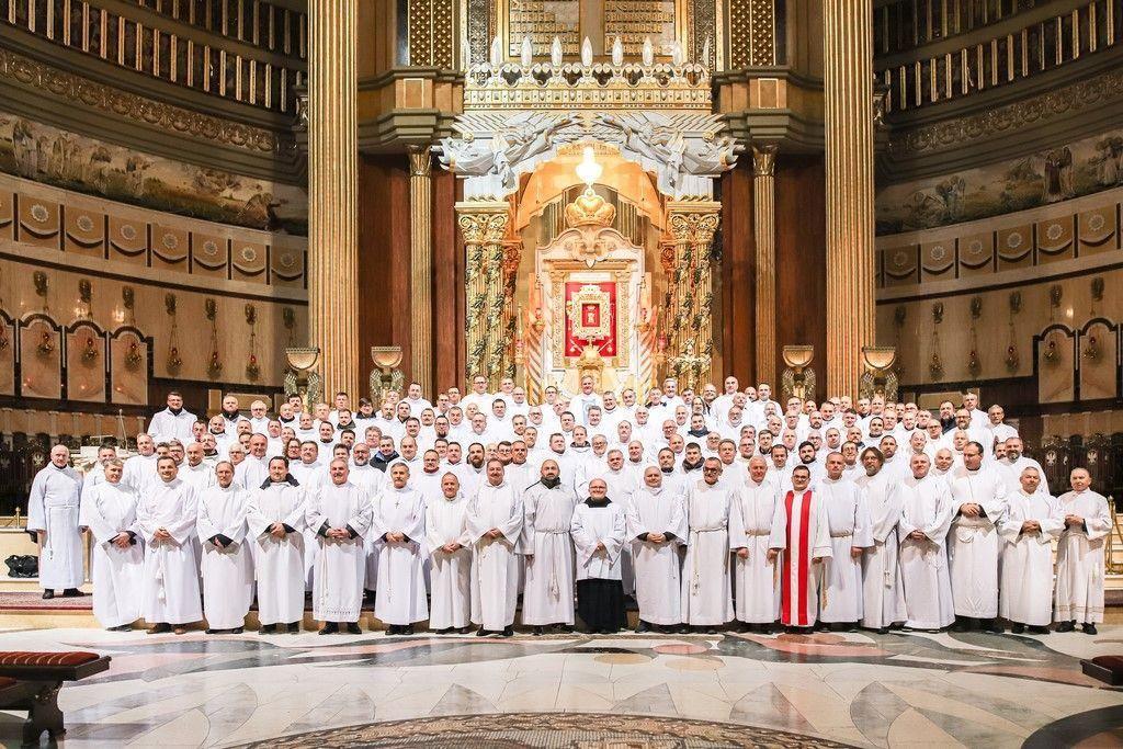 Licheń: Maryjny Kongres Eucharystyczny dla szafarzy Komunii Świętej (zaproszenie)