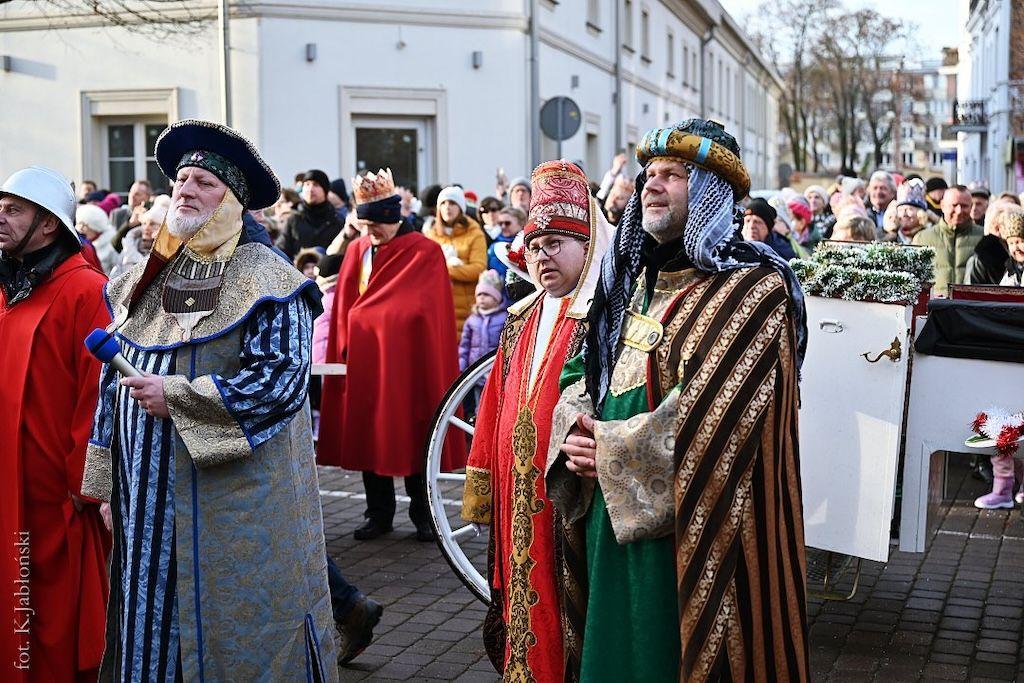 Jubileuszowy Orszak Trzech Króli przeszedł przez diecezję włocławską