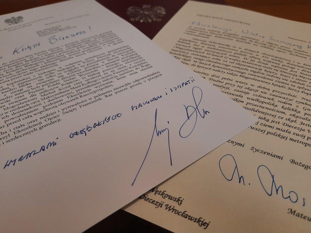 Listy Gratulacyjne od Prezydenta RP i Premiera dla Biskupa Włocławskiego